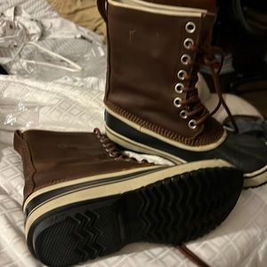 Sorrel boots